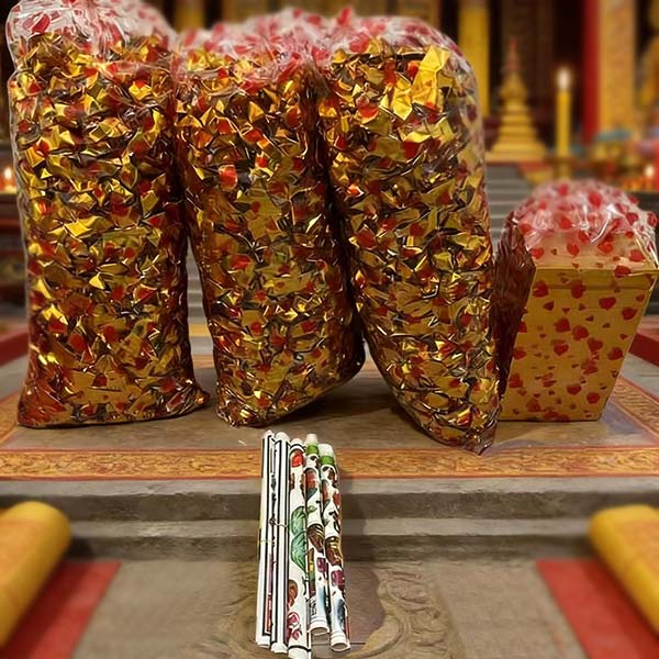 H135 3K Gold Ingots – Mythical Series (Traditional Paper Craft)