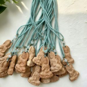 木雕佛像吊坠_WH_1000x1000px-600x600-1.jpg D141 Wooden Carved Pendant · Buddha Motif