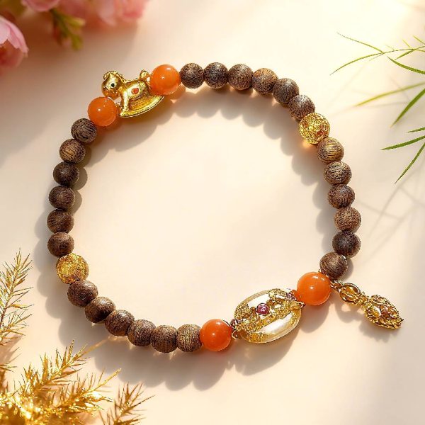 H193 Twilight Motion – Amber Glow Bracelet